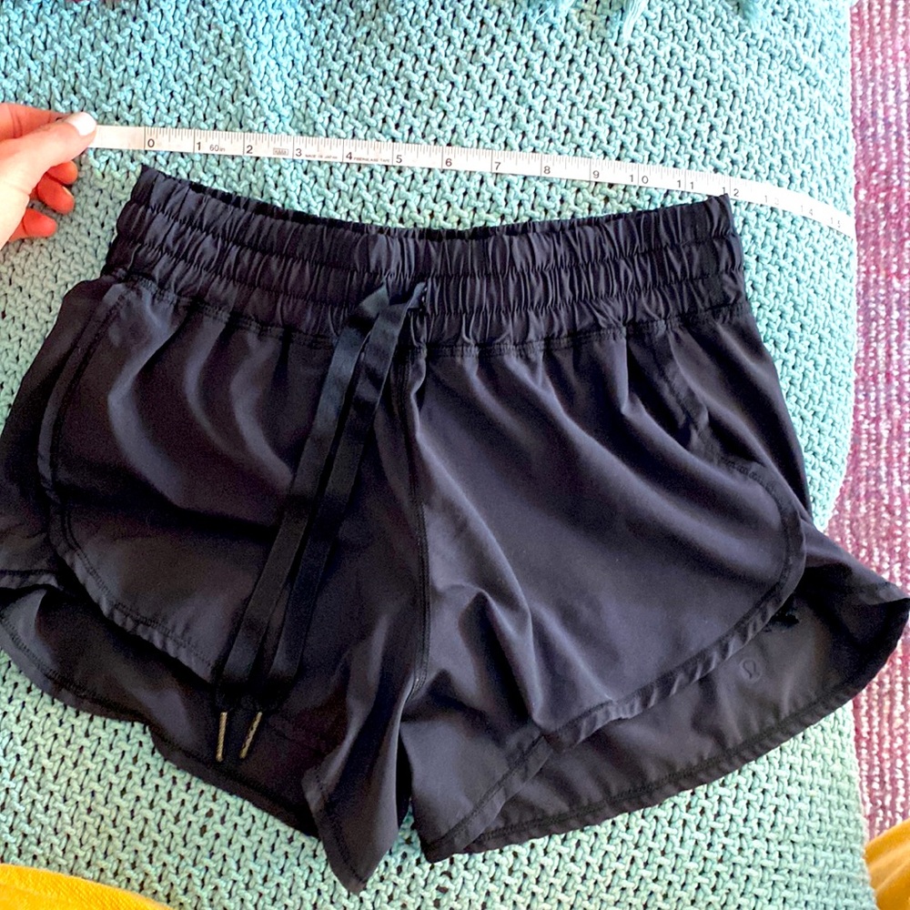 Lululemon run short